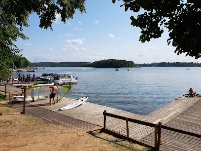 Plaża miejska nad Jeziorem Czos