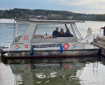 Tramwaj wodny po Jeziorze Czos